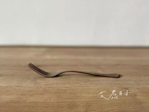 Alternative view of 燕三條｜仿古金 不鏽鋼 大餐叉