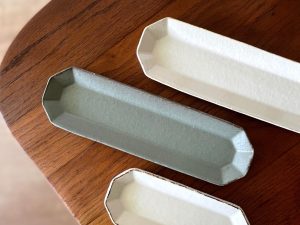 Alternative view of Angle｜壽山窯 長盤 奶油白