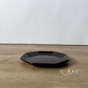 Alternative view of Angle|壽山窯 八角方盤 古銅棕
