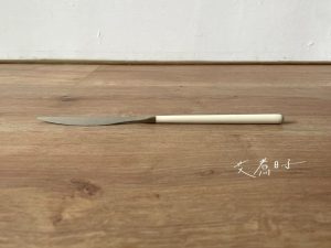 Alternative view of Broggi｜義大利製造 不鏽鋼 刀 (白)