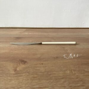 Alternative view of Broggi|義大利製造 不鏽鋼 刀 (白)