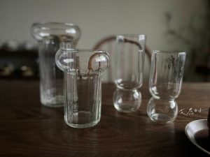 Alternative view of Horn Please｜越南手工 再生玻璃 花器 III