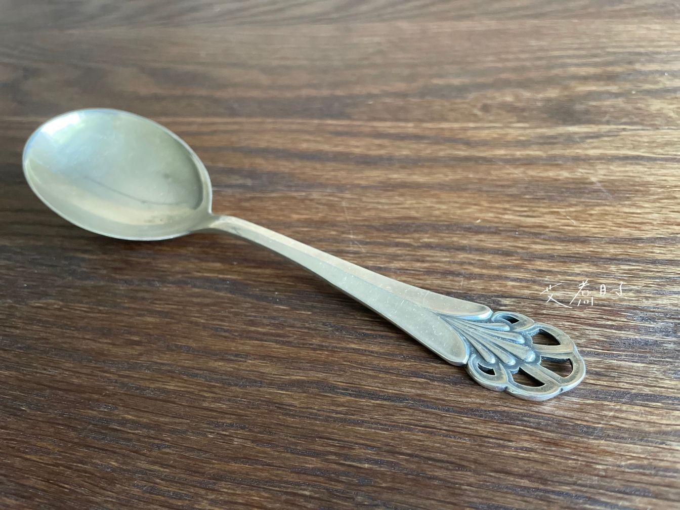 北歐老件|古董銀特殊飾紋20~22.3cm分餐勺:圖片 8