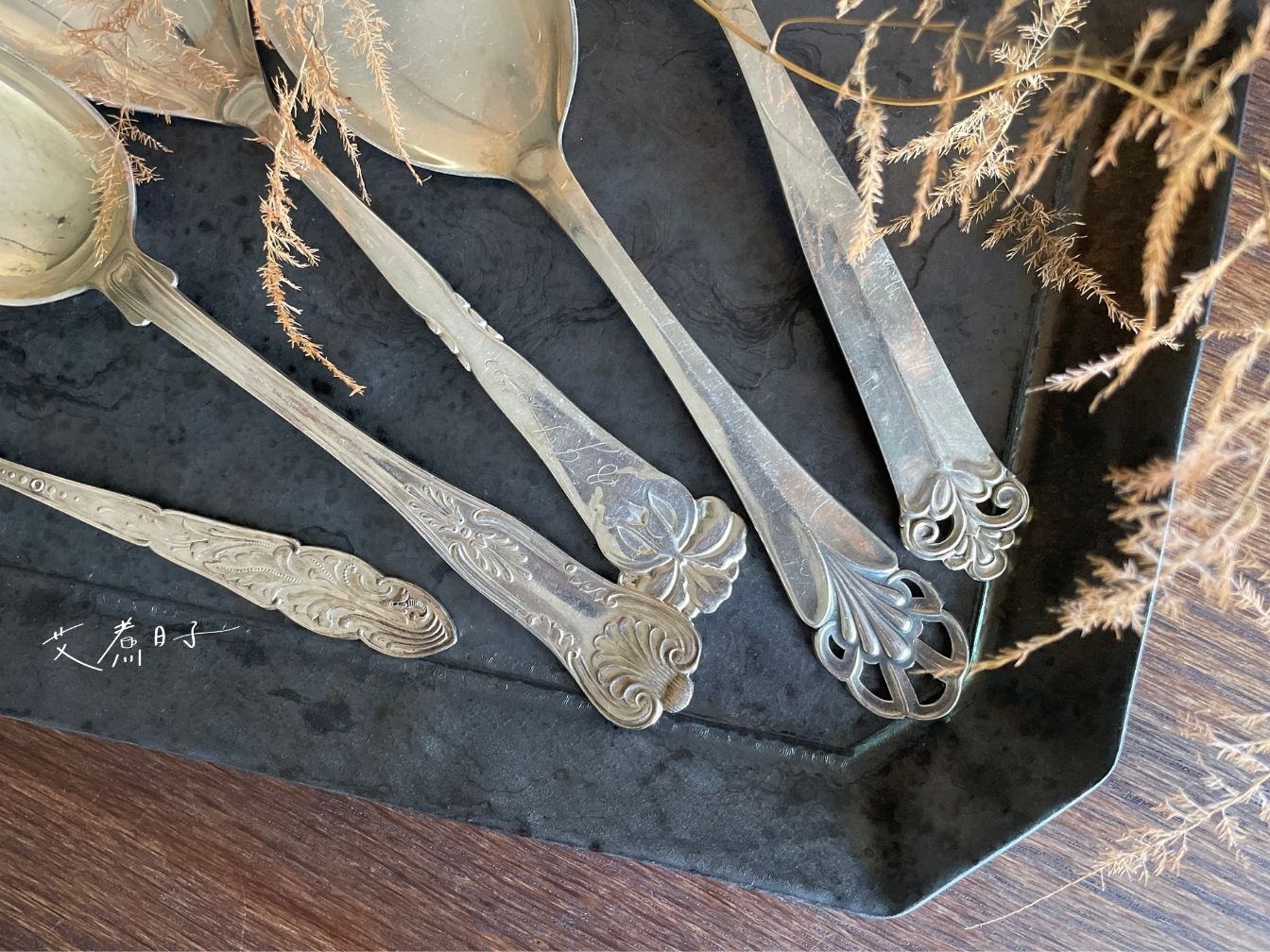 北歐老件|古董銀特殊飾紋20~22.3cm分餐勺:圖片 11