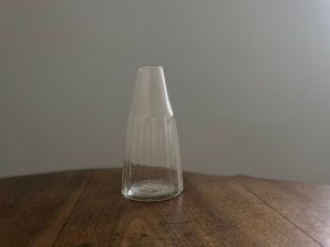 Alternative view of Horn Please｜越南手工 再生玻璃 裝飾小花器 III