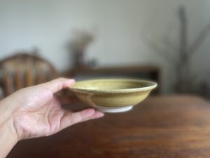 Heuge｜美濃燒 工匠手作 平碗 - 黄瀬戸