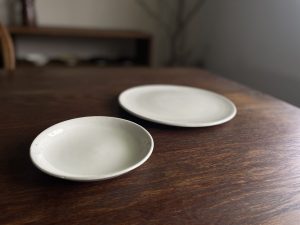 Alternative view of Heuge｜美濃燒 工匠手作 圓皿 - 志野白