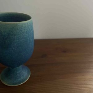 Alternative view of Hechimon |信樂燒 工匠手作 陶高腳杯 - Lager深型 (青彩釉)