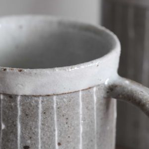 Alternative view of ヤマ兵製陶所｜象がん十草 馬克杯