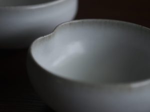 Alternative view of 殘雪｜平清水燒 青龍窯 残雪指鉢