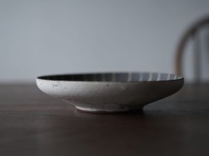 Alternative view of 六魯｜工匠手作 釘草異土 六寸皿