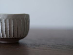 Alternative view of Yamani｜美濃燒 刻紋 抹茶碗