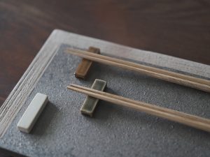 金正陶器｜姿月窯 長角箸置、筷架