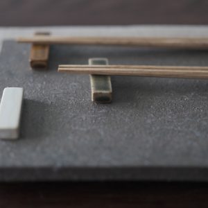 Alternative view of 金正陶器|姿月窯 長角箸置、筷架