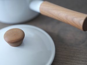 Alternative view of 野田琺瑯｜IH200V適用 片手鍋 (經典白)