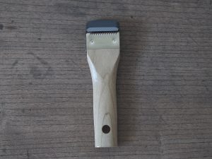 Alternative view of 小柳產業 木柄3mm刨絲器