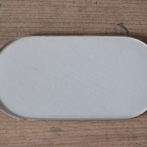 Alternative view of Blanc｜壽山窯 工匠手作 橢圓平盤 (薰藍)