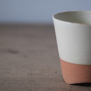 Alternative view of Blanc｜壽山窯 工匠手作 小山茶杯 (香草)