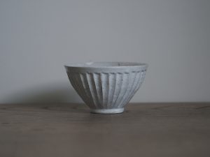 ヤマ兵製陶所|のぎ刻紋 飯碗