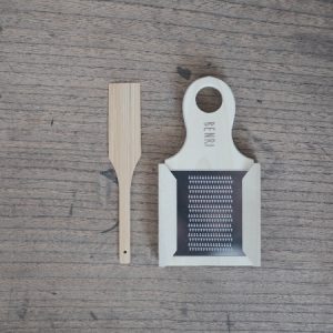 小柳產業|日本製 迷你磨泥器 (附竹刷)