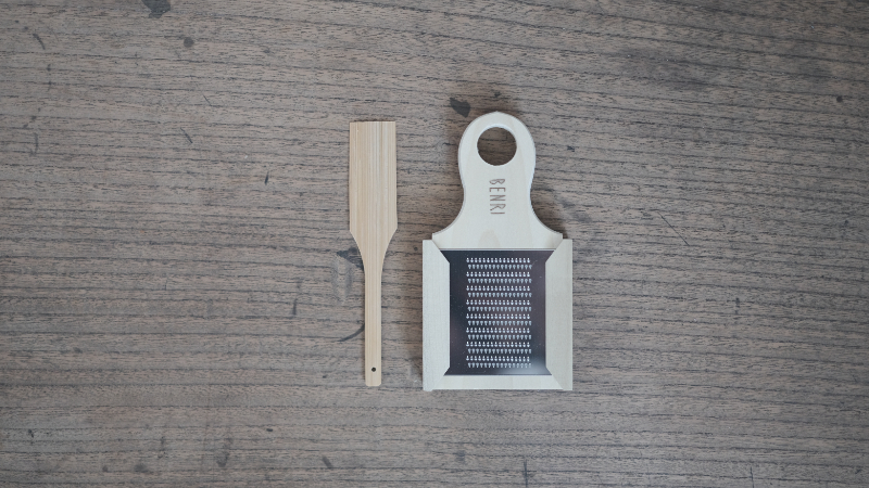 小柳產業|日本製 迷你磨泥器 (附竹刷)