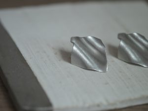 kohachiro｜日本手作錫飾品 波浪系列 耳環