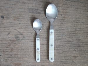 高桑金屬｜Layer レイヤ系列 甜點勺/餐勺 - 典雅白