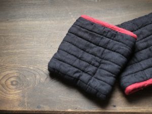 Alternative view of Lino e Lina｜方形隔熱墊/手套 - 墨