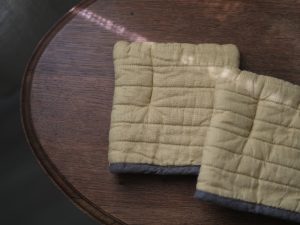 Alternative view of Lino e Lina｜方形隔熱墊/手套 - 芥子