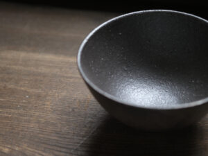 Alternative view of 信樂燒飯碗｜錆釉直紋