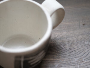 Alternative view of 信樂燒馬克杯｜手刻圖樣